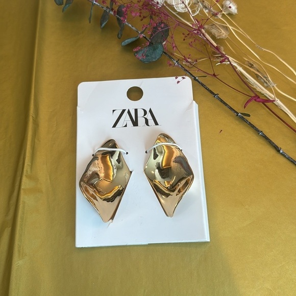 ZARA Oval Earrings elegant luxury Gold ✨✨🔥 NWT - Picture 1 of 8